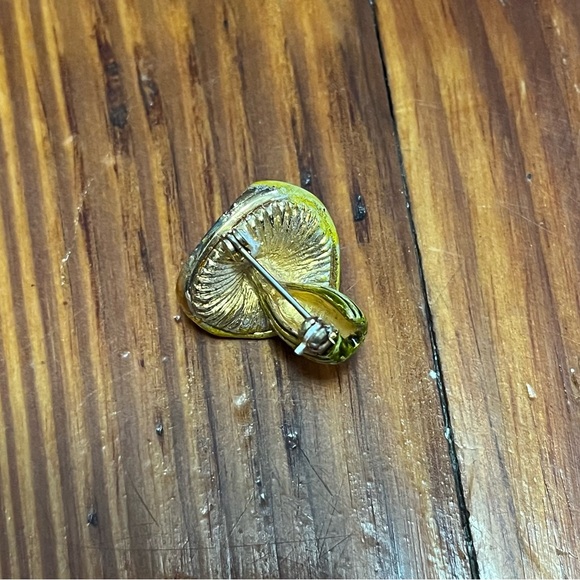 Vintage Mushroom and Beetle Bud Vase Brooch - Picture 8 of 8